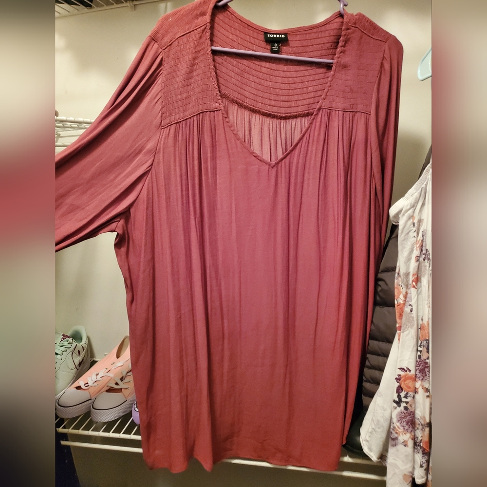 Torrid brown quarter sleeve blouse. Very light and beautiful